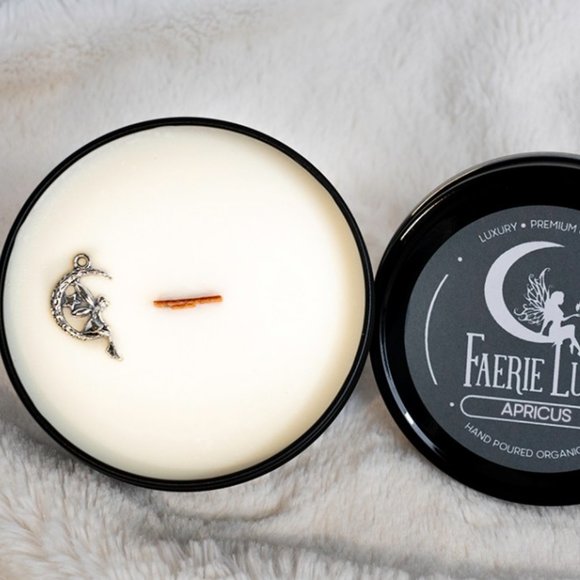 Apricus- 6 0z Luxurious Vegan Friendly Soy Candle - Picture 1 of 4